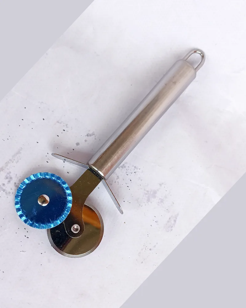 Chin Chin Cutter and Pizza Cutter Double Head