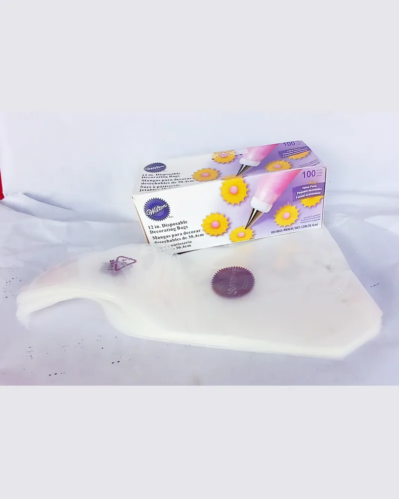 piping bag for cake icing